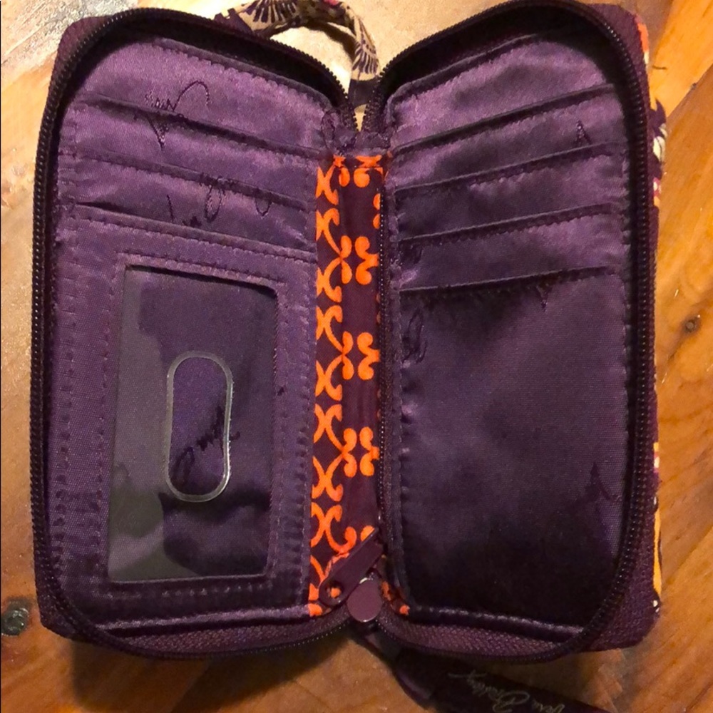Vera Bradley retired pattern wallet - Picture 2 of 3